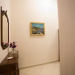 A Casa Di Nonna Giulia 3* نابولي