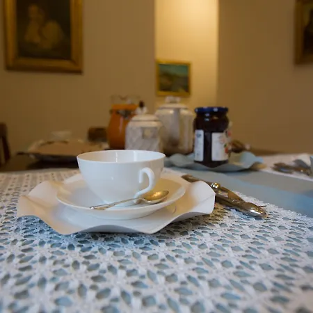 לינה וארוחת בוקר A Casa Di Nonna Giulia