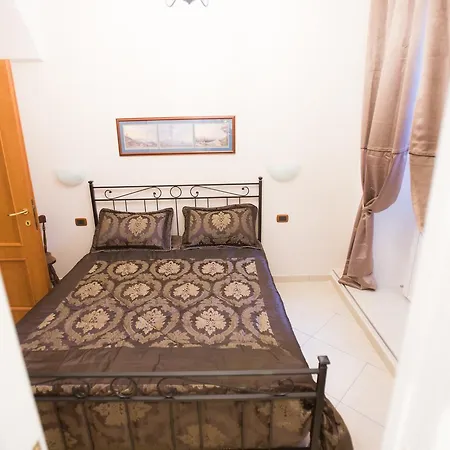 A Casa Di Nonna Giulia Bed & Breakfast Napoli